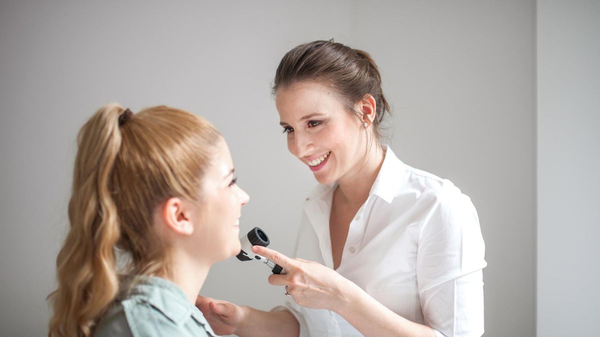 Potnica jest chorobą dermatologiczną, która obejmuje dłonie lub stopy.