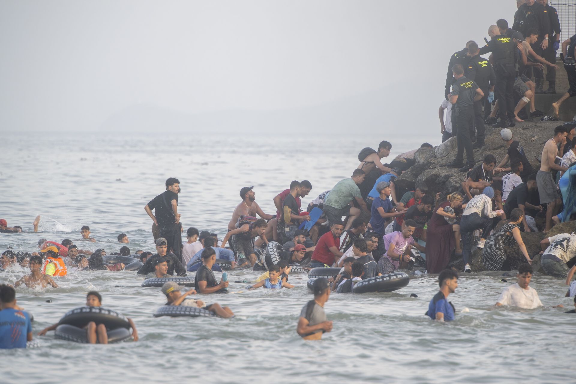 60 tys. migrantów w Ceucie. MSZ Maroka wydało komunikat
