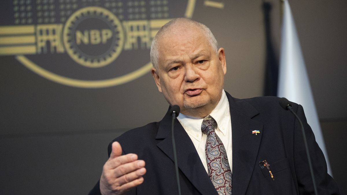 06.05.2022. Warszawa. Konferencja prasowa prezesa Narodowego Banku Polskiego po posiedzeniu Rady Polityki Pienieznej.  n/z Adam Glapinski