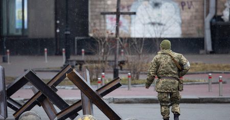 Wojna w Ukrainie. Ekspert: armia rosyjska popełnia kardynalne błędy