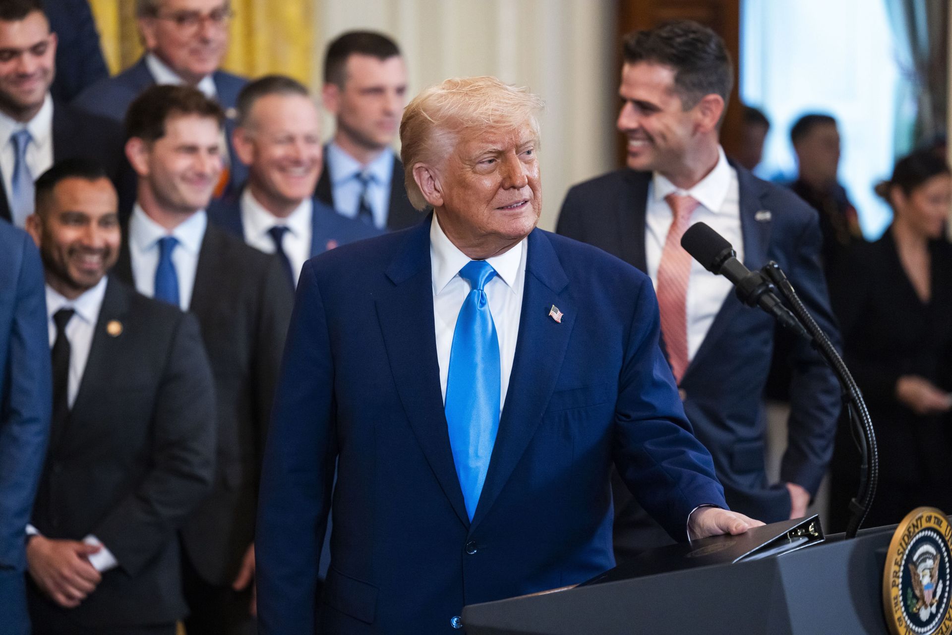 Zaskakująca zapowiedź Trumpa. Nowe cła na UE