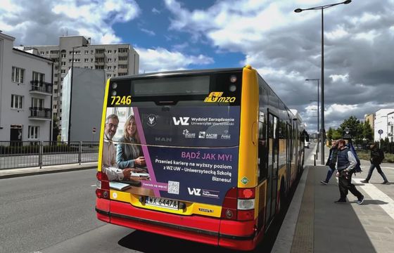 „Bądź jak my!” w reklamach Wydziału Zarządzania UW