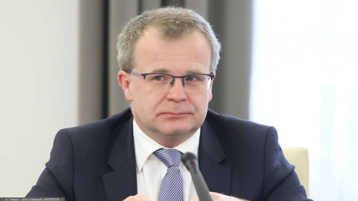 Ludwik Kotecki głosował w maju za podwyżką stóp procentowych o 100 pb 