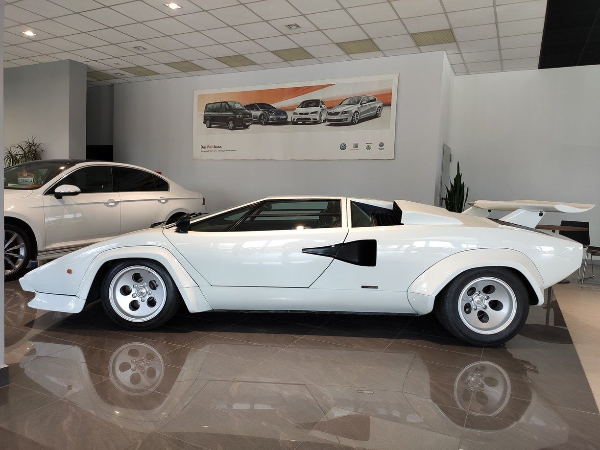 Lamborghini Countach