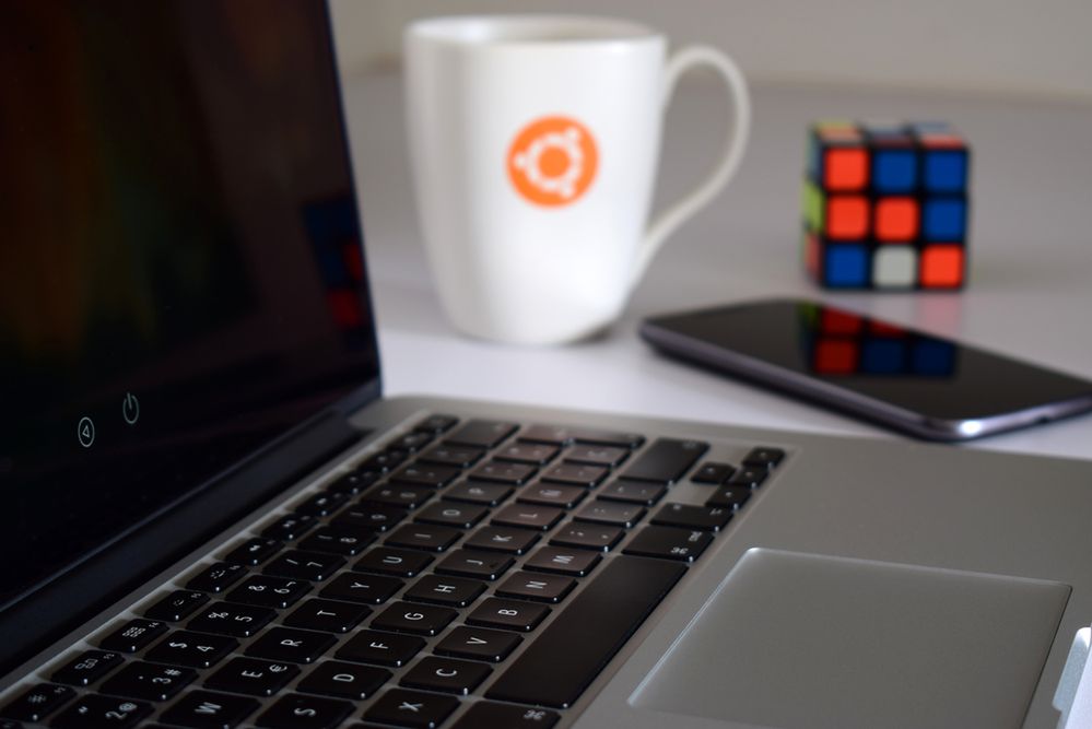 Ubuntu 19.10 udostępnia prywatne pliki bez zgody użytkownika