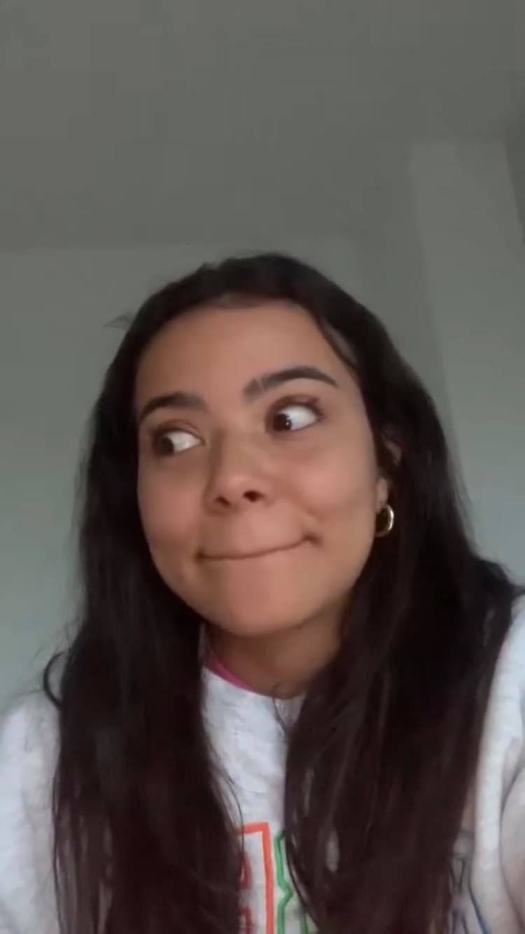 Lexy Chaplin ma koronawirusa