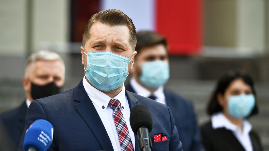 Polski Ład w szkołach. Przemysław Czarnek skrytykował Unię Europejską