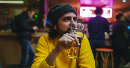 Kiedy trzeba przestać pić? Podali wiek