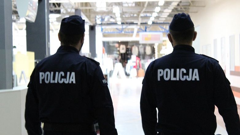 Świdnica. Grozili policjantom w komentarzach. Dosięgnie ich sprawiedliwość