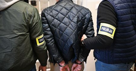 "Inspektor, który sam sobie budował". Korupcja w PINB Sanok – 49-latek zatrzymany za podwójną rolę i łapówki