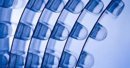 Ibuprofen - właściwości, wskazania, przeciwwskazania, dawkowanie, przedawkowanie