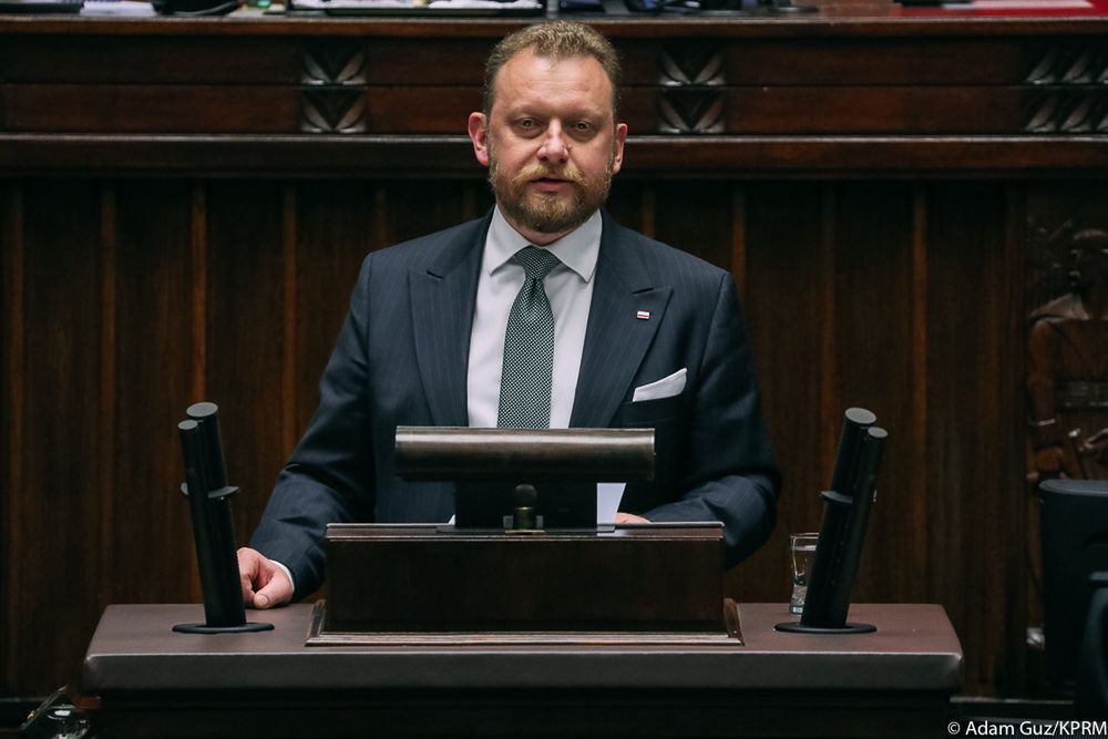 Sklepy odmówią obsługi klienta bez maseczki lub zapłacą większe kary. Nowe prawo, nowe wymagania