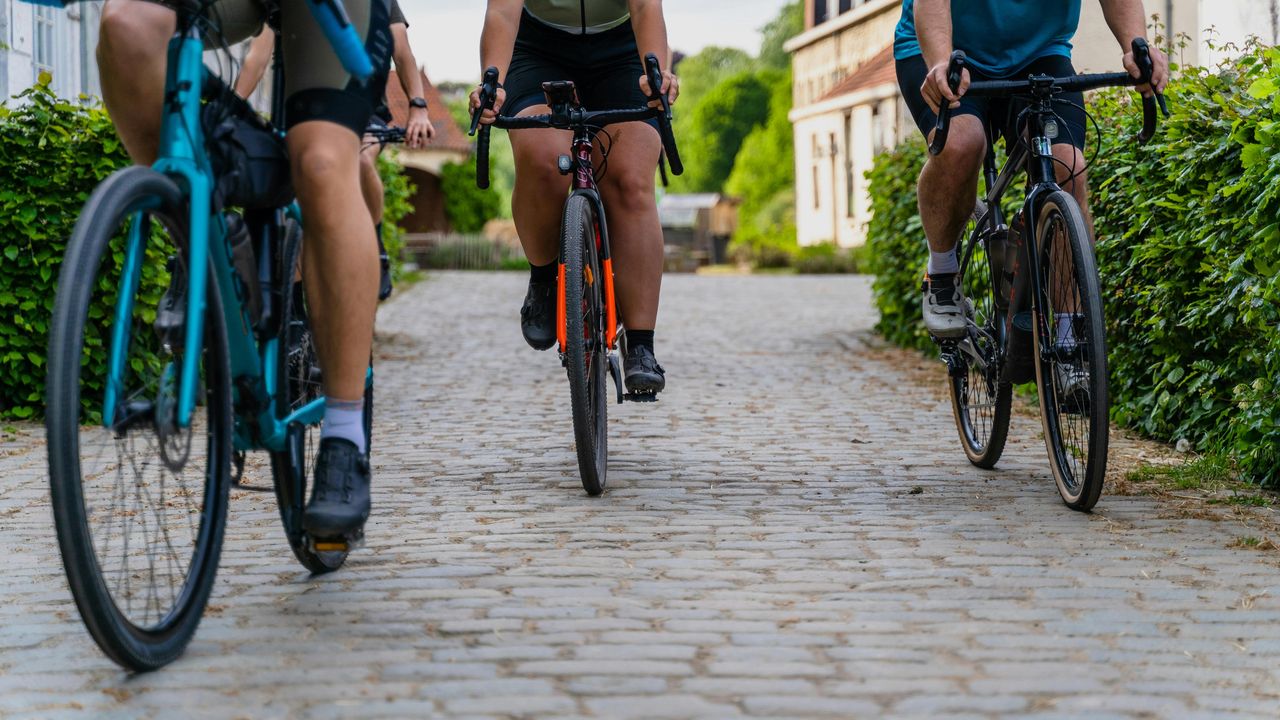 Mieszkańcy Srebrnej Góry rowerowo rozpoczęli wakacje