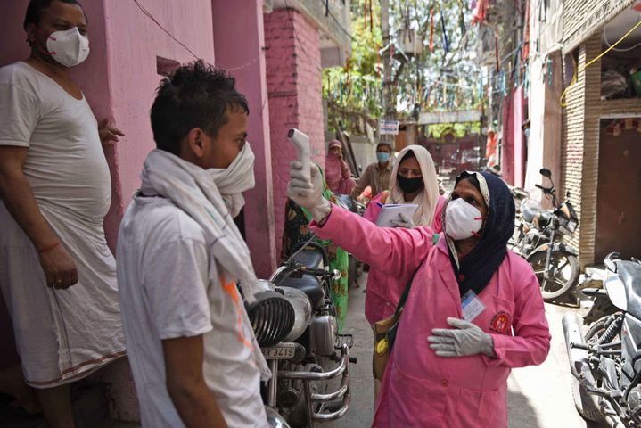 Indie walczą z pandemią koronawirusa (Getty Images)