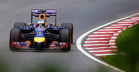 Precyzyjne przepisy w sprawie komunikacji radiowej w Formule 1