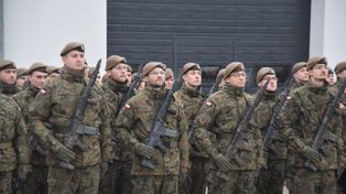 Kościerzyna: Nowoczesne koszary WOT już działają. Terytorialsi złożyli przysięgę