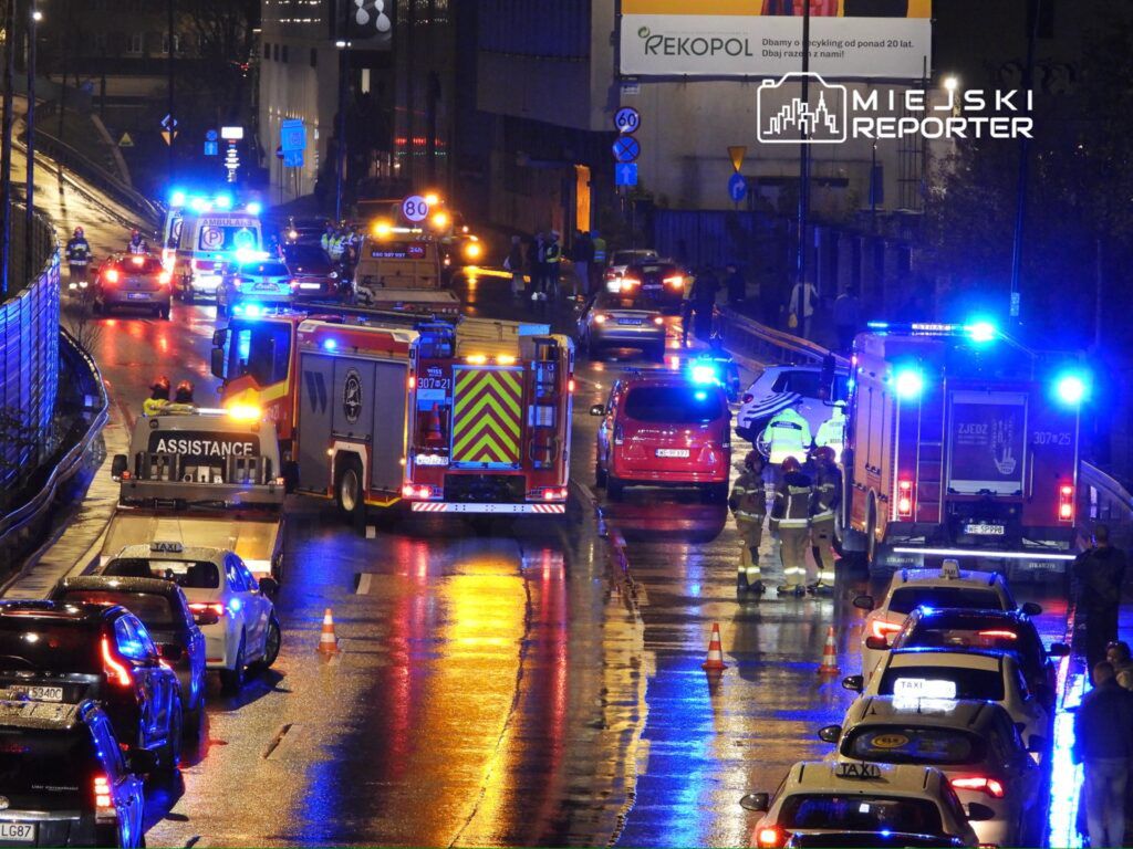 Warszawa: Karambol z udziałem ponad 12 pojazdów na Woli