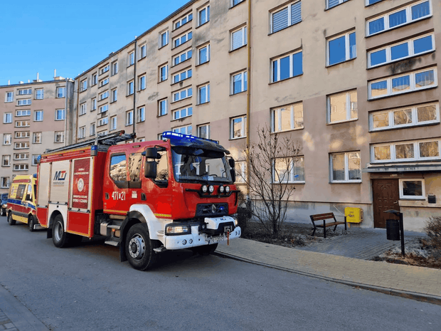Zatrucie czadem w Sandomierzu. 20-latek trafił do szpitala