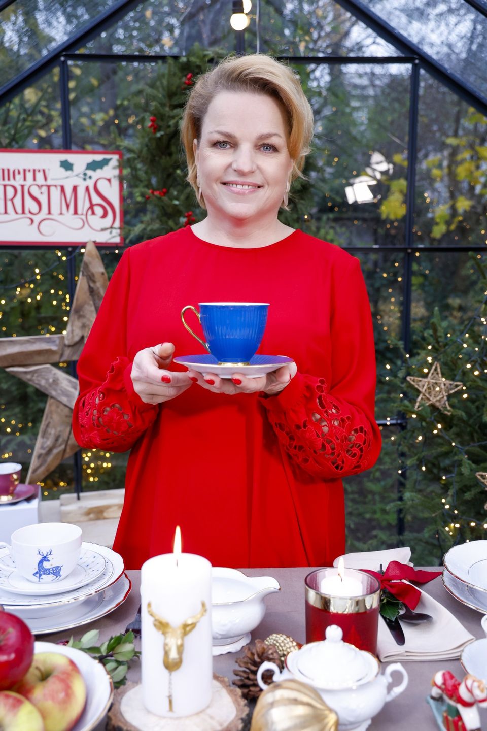 Katarzyna Bosacka na planie zdjęciowym. Co za metamorfoza!