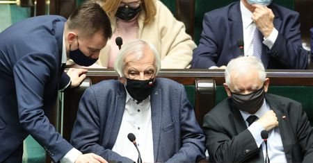 Szansa dla opozycji? Ten sondaż nie spodoba się PiS