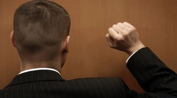 Zapukają do drzwi. Nie otworzysz? Nawet 5 tysięcy zł kary