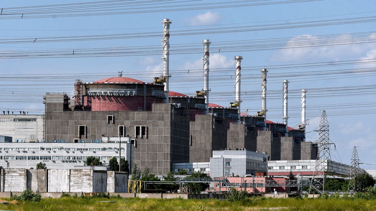 Według strony ukraińskiej na drodze do Zaporoskiej Elektrowni Atomowej trwają walki. 