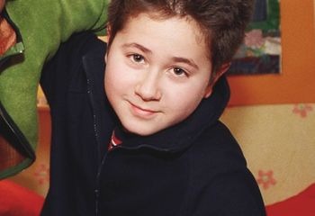 Skończył 35 lat. Filip z "Rodziny zastępczej" już tak nie wygląda