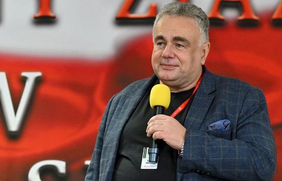 W prawicowych tygodnikach ubyło państwowych reklam. Sakiewicz: władza nie szanuje wolności słowa