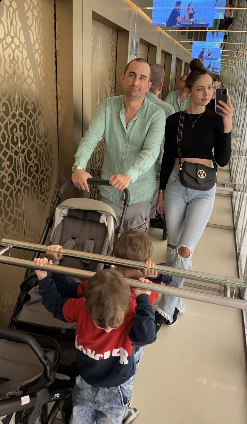 Marcela Leszczak wyznaje, że przytyła 3 KILOGRAMY i pozuje "z pryszczami, bez makijażu" w Dubaju