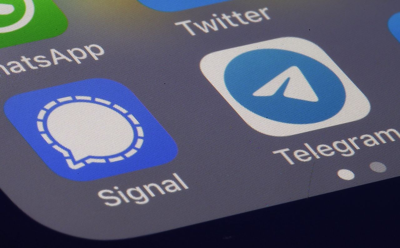 Signal i Telegram: zainfekowane fałszywki szpiegują Polaków