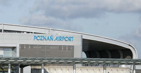 PiS długo próbował obsadzić lotnisko w Poznaniu swoim prezesem. Nie udało się