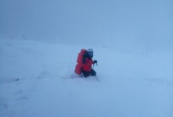 Beskidy. Góry w okowach mrozu i śniegu. Niebezpiecznie na drogach