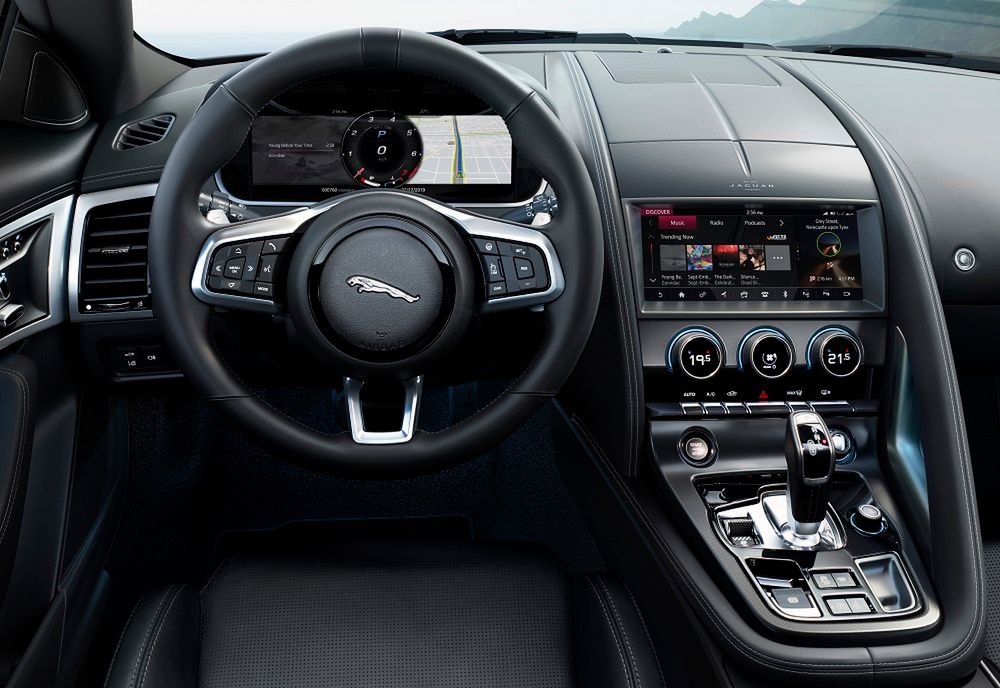 Jaguar F-Type po liftingu - wnętrze