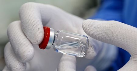 Spór o miliardy za szczepionki. Polska odwołuje się od wyroku ws. Pfizera