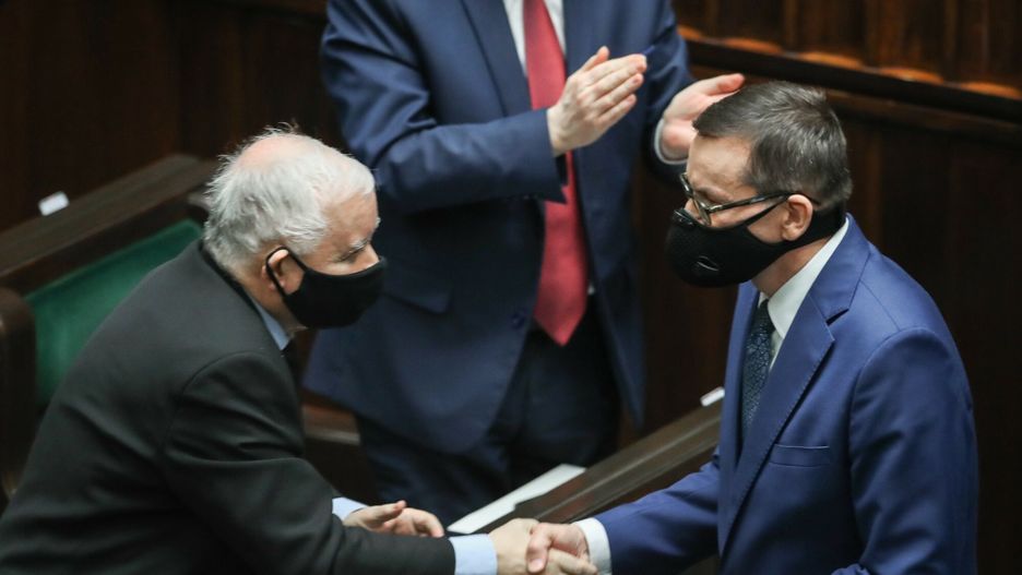 Koziński: "PiS zyskuje na skandalu wokół szczepień. To iluzoryczne?"