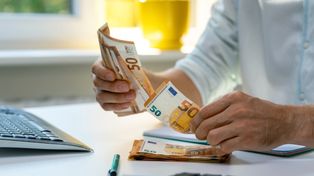 Szukają Polaków do pracy. Płacą nawet 4 tys. zł tygodniowo