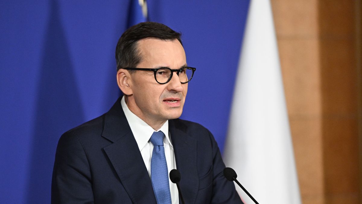 Grenada, Hiszpania, 06.10.2023. Premier RP Mateusz Morawiecki podczas konferencji prasowej po nieformalnym szczycie Rady Europejskiej w Grenadzie, 6 bm. (mr) PAP/Radek Pietruszka