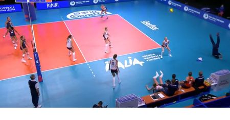 Kapitalne umiejętności 62-letniego trenera. Zawstydziłby wielu sportowców