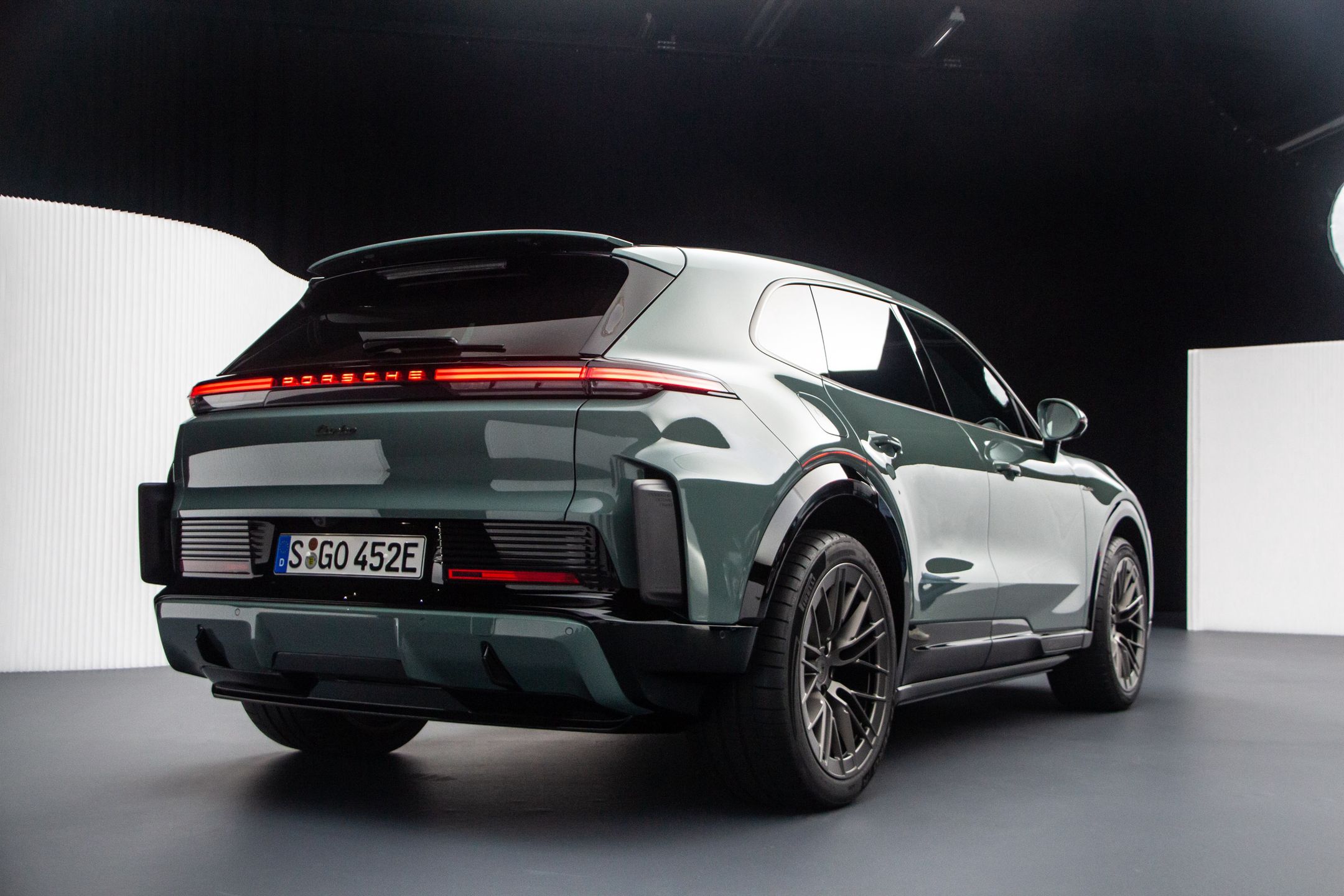 Elektryczne Porsche Cayenne