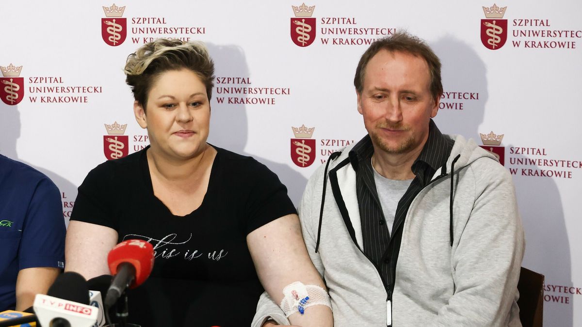 Pi?cioraczki przysz?y na ?wiat w Krakowie
14.02.2023 Krakow Szpital Uniwersytecki gdzie na swiat przyszly piecioraczki 
fot. Beata Zawrzel/REPORTER
N/z rodzice piecioraczkow
Beata Zawrzel/REPORTER