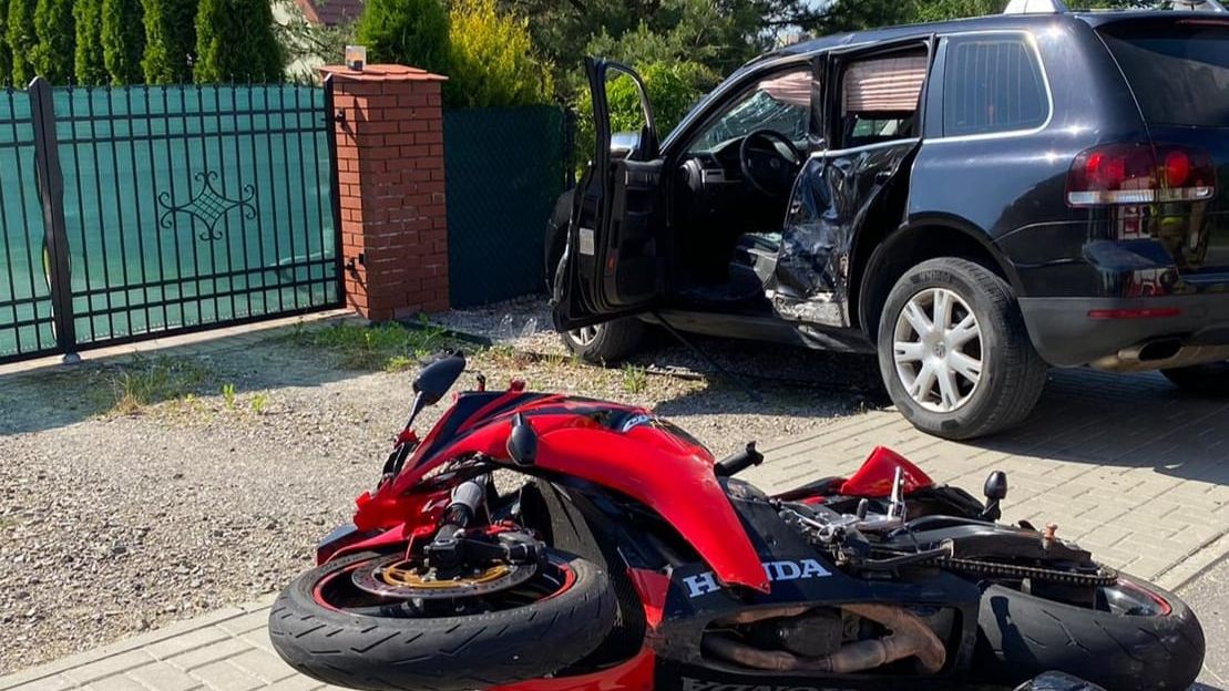Nie żyje motocyklista, którzy zderzył się z volkswagenem na ul. Kusocińskiego w Świdniku