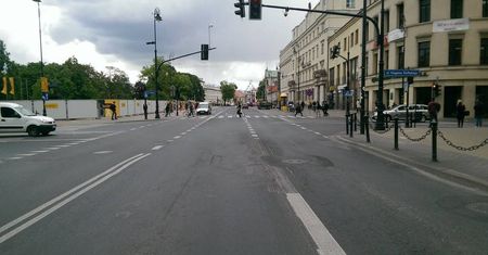 Krakowskie Przedmieście zamknięte. Po przebudowie będzie deptakiem