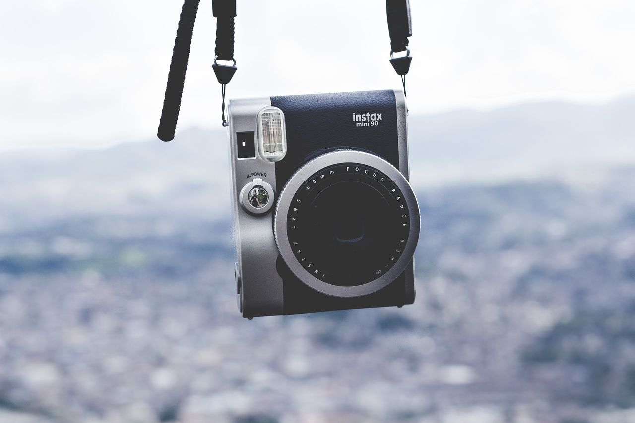 Carte de visite, polaroid i instax - czy coś je łączy?