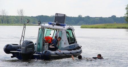 Surfer z Małopolski stracił równowagę, wpadł do wody i już nie wypłynął
