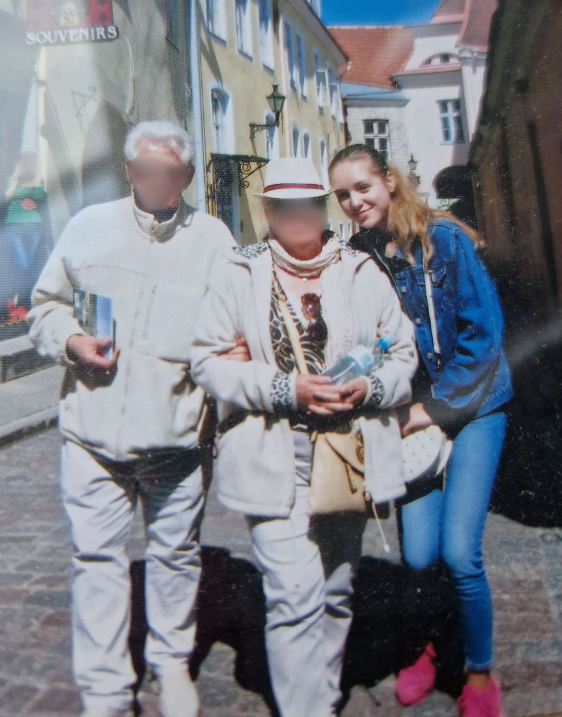 Caroline Derpienski w dzieciństwie