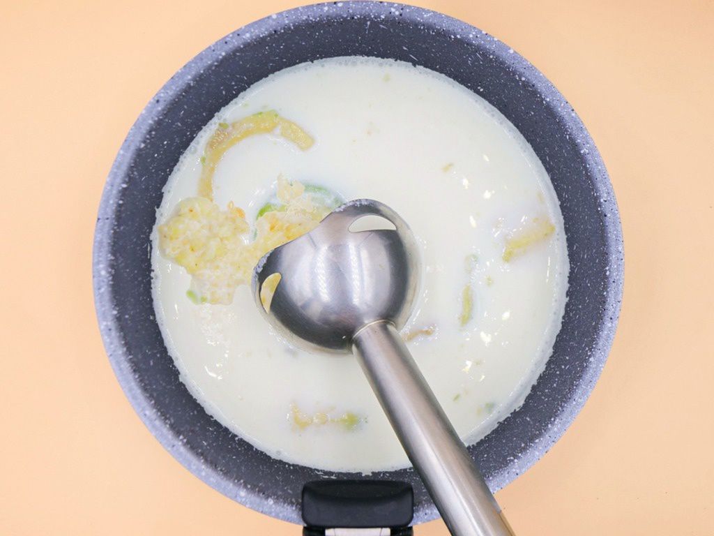 Koktajl kokosowo-jaglany z awokado przepis