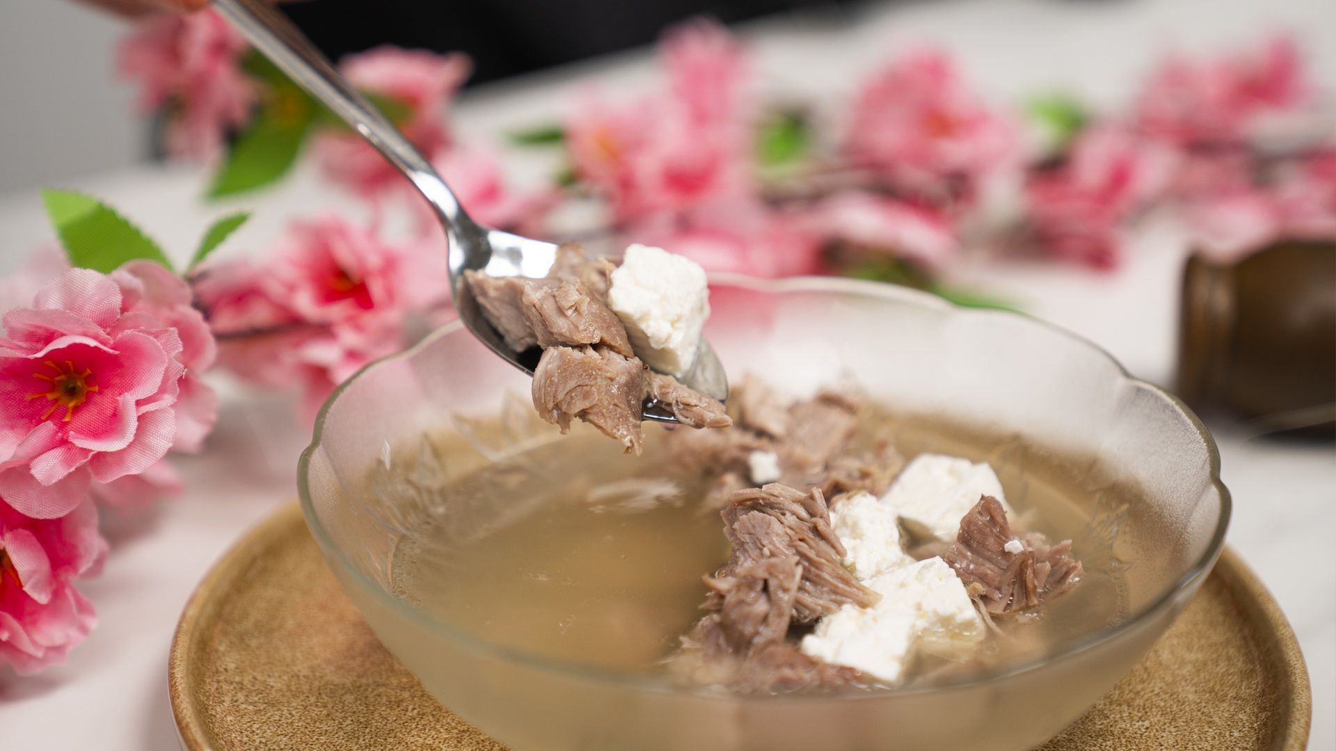 Przepis dnia na żur żukowski z twarogiem. Z nim święta na pewno będą udane