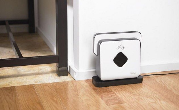 iRobot Braava 300 robot mopujacy wygląd