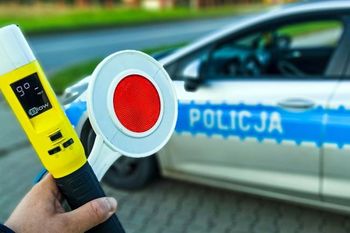 Pijana i poszukiwana 52-latka zatrzymana przez żyrardowskich policjantów
