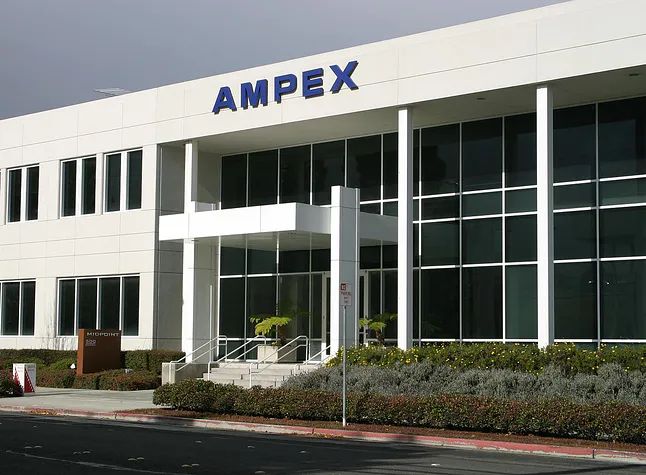Dawna siedziba Ampex na Broadwayu w Redwood City w Kalifornii